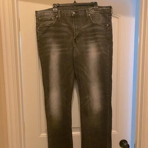 Men’s Black Levi’s Jeans
